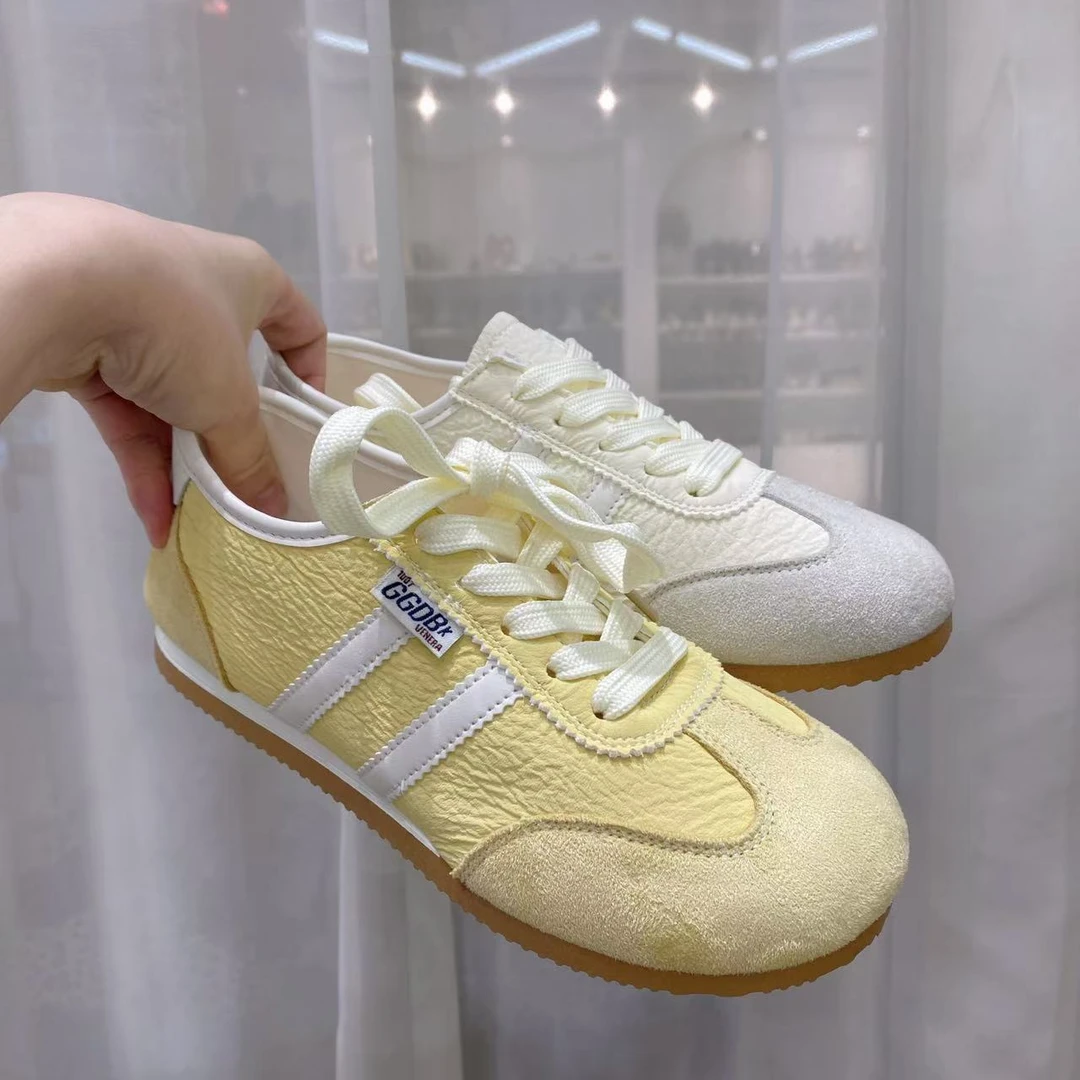 2806彩色果冻平底德训鞋舒适百搭单鞋