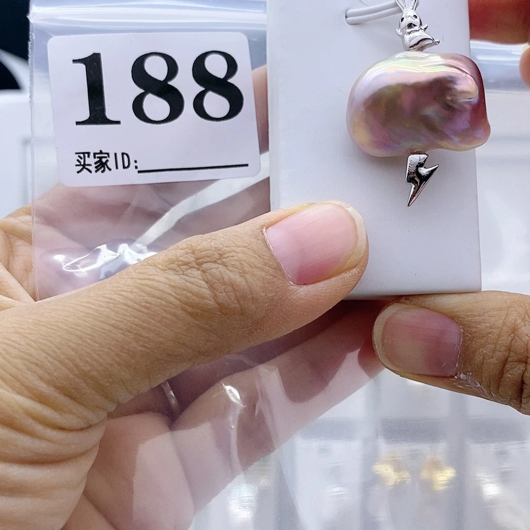 淡水珍珠颈饰钛钢