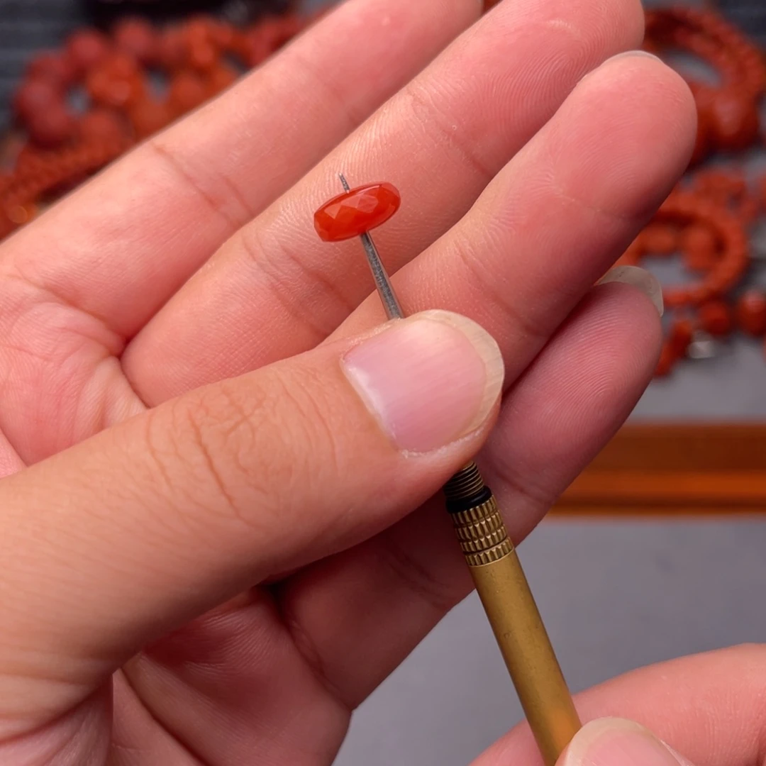 未镶嵌配饰南红玛瑙