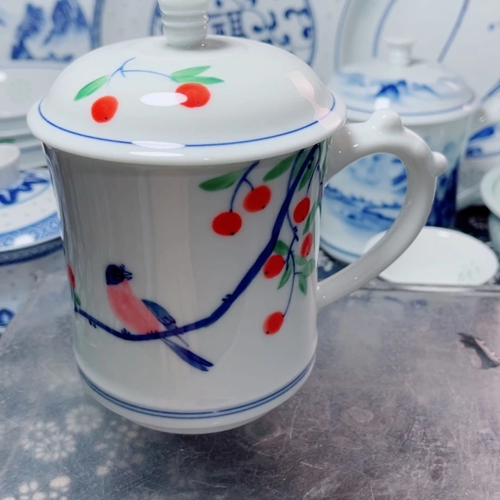 青花玲珑手绘花鸟办公杯