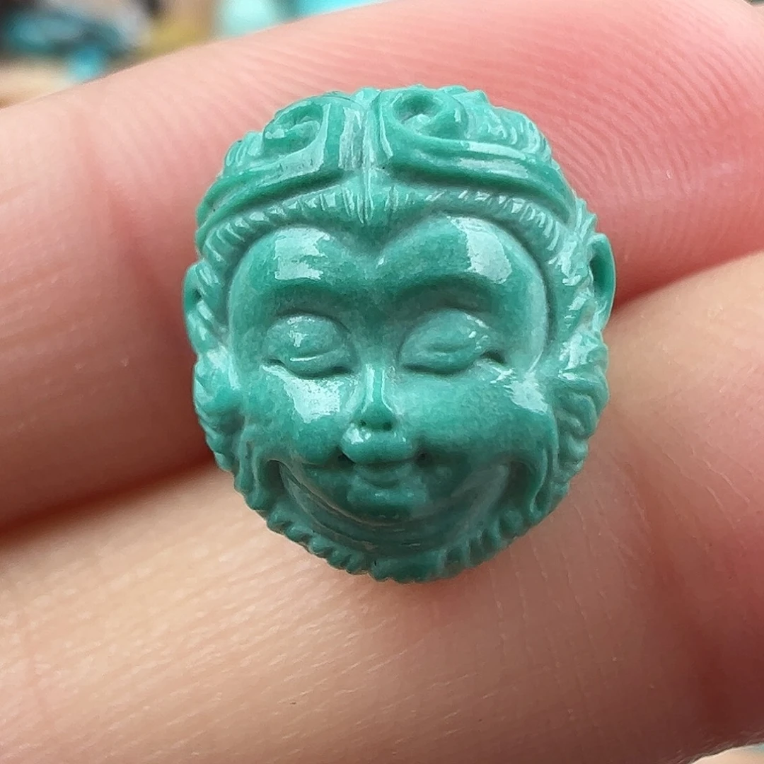 绿松石配饰未镶嵌