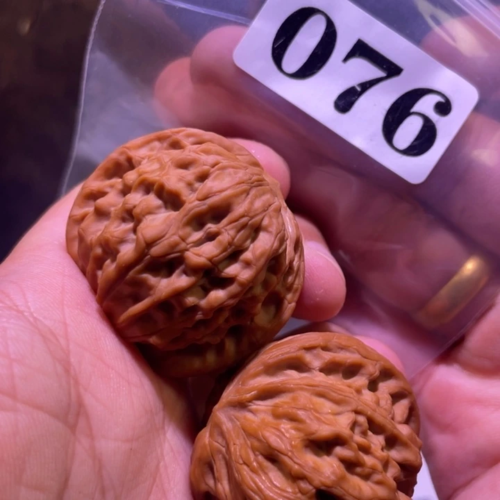 洋***洋文玩核桃吊坠076正磨40