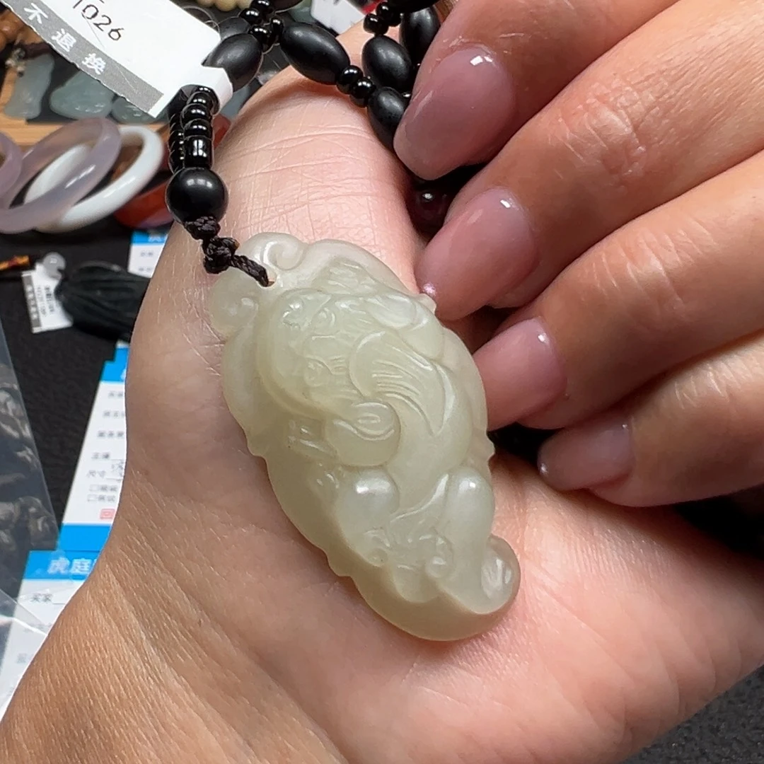 和田玉未镶嵌颈饰天然和田玉