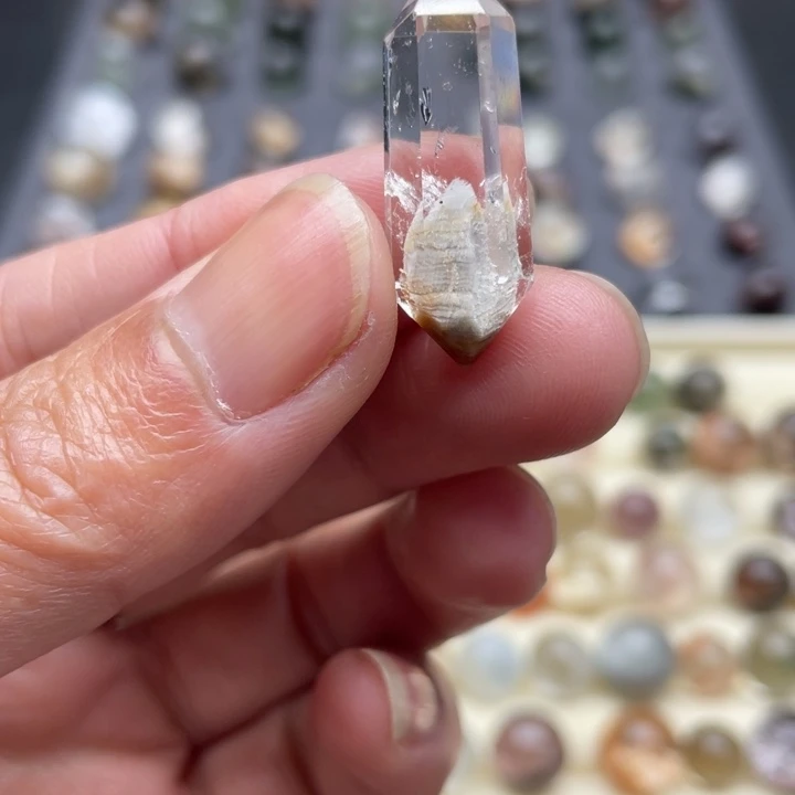 纯天然幽灵碧玺（处理）