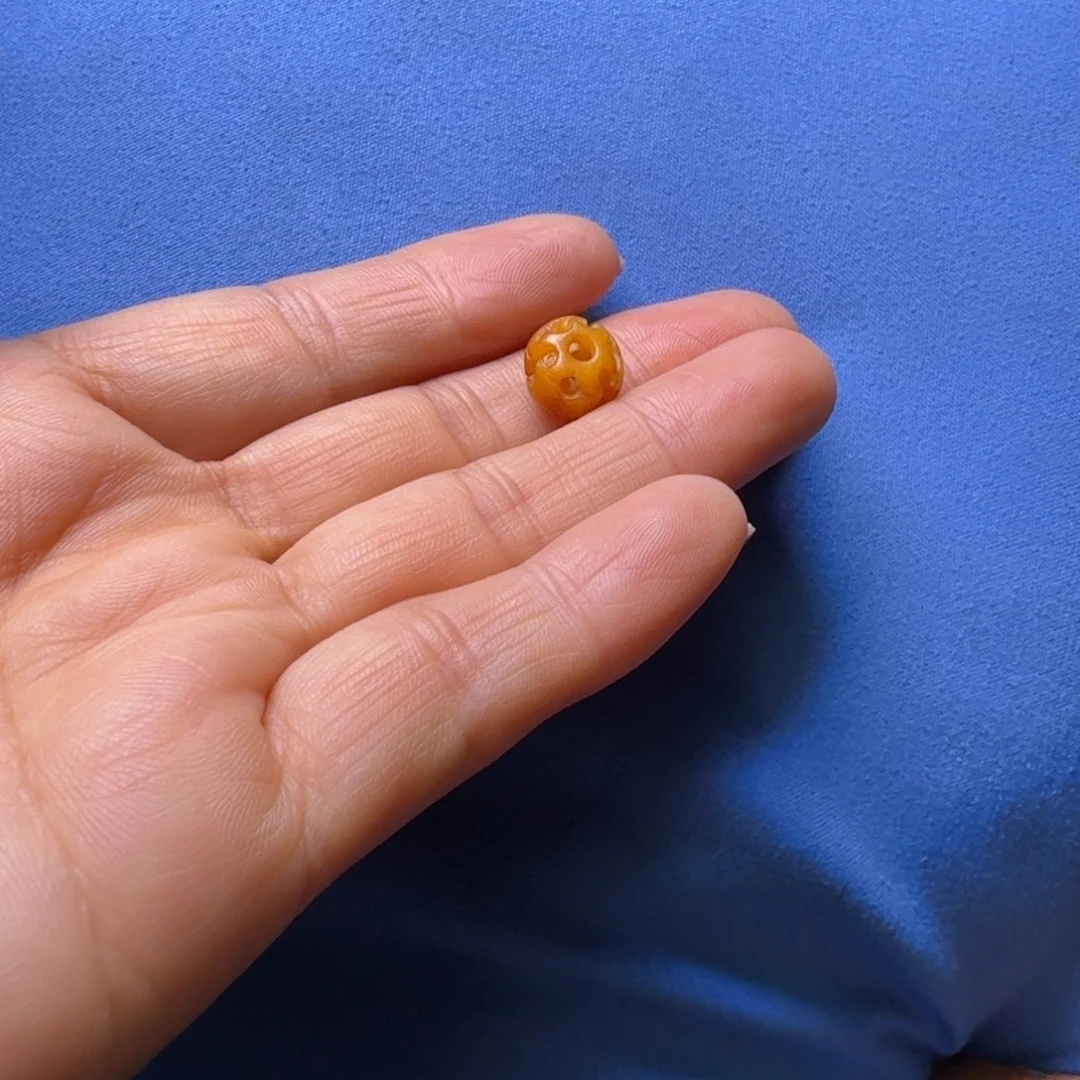 s***s和田玉（糖玉）未镶嵌挂件