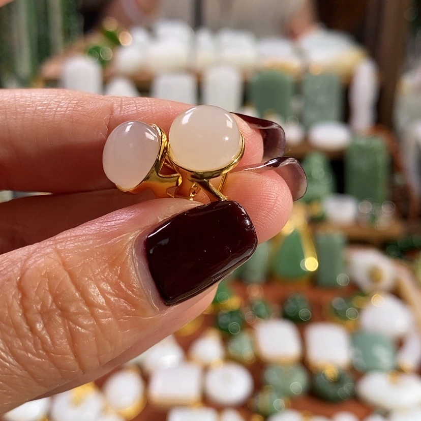 【闪购商品】吊坠(不含链)银S925镶嵌和田玉耳钉