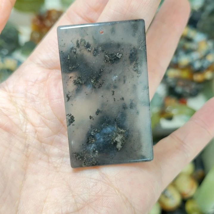 岫玉未镶嵌挂坠款式
