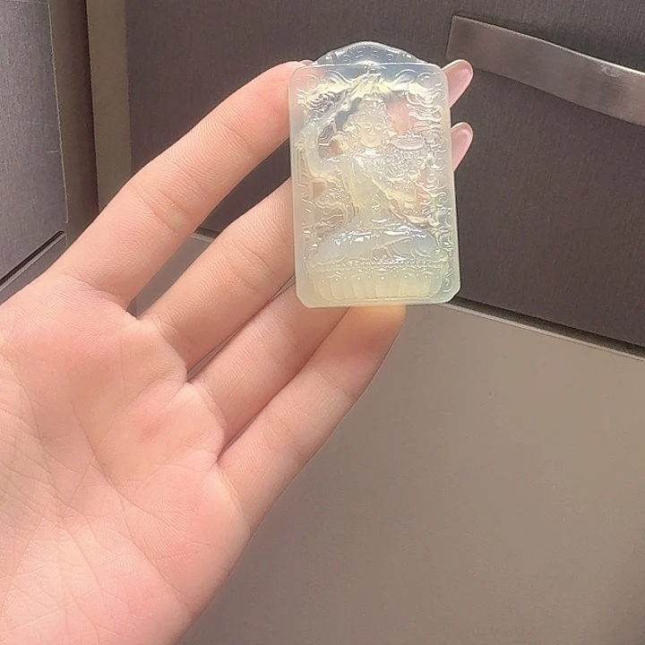 蒋***嘻未镶嵌岫玉虚空藏
