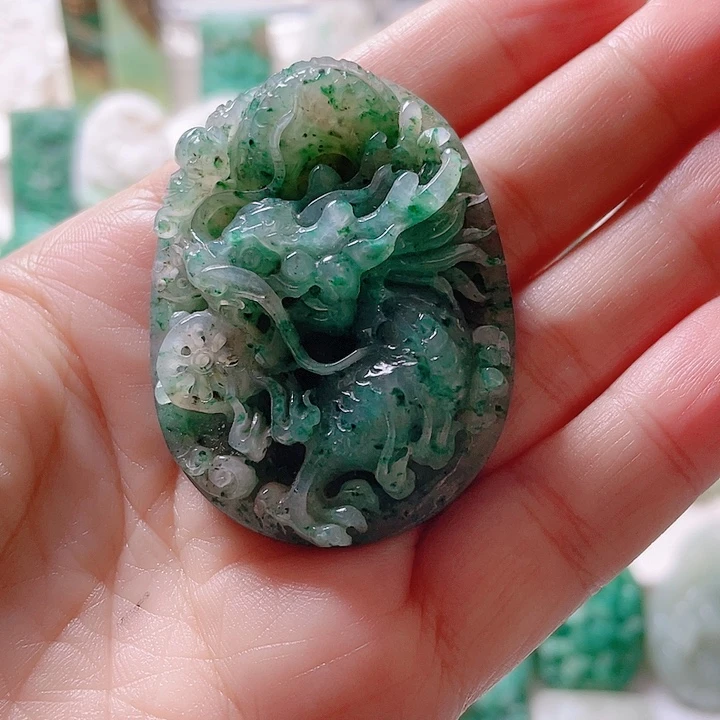 笑****独山玉未镶嵌挂件