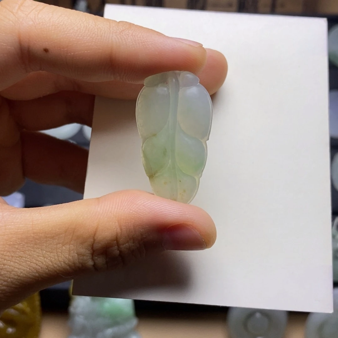 定制翡翠未镶嵌叶子