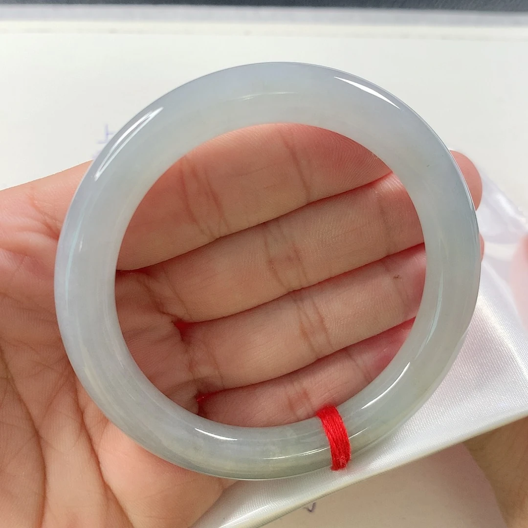 未镶嵌手镯（圆镯）翡翠①⑧①