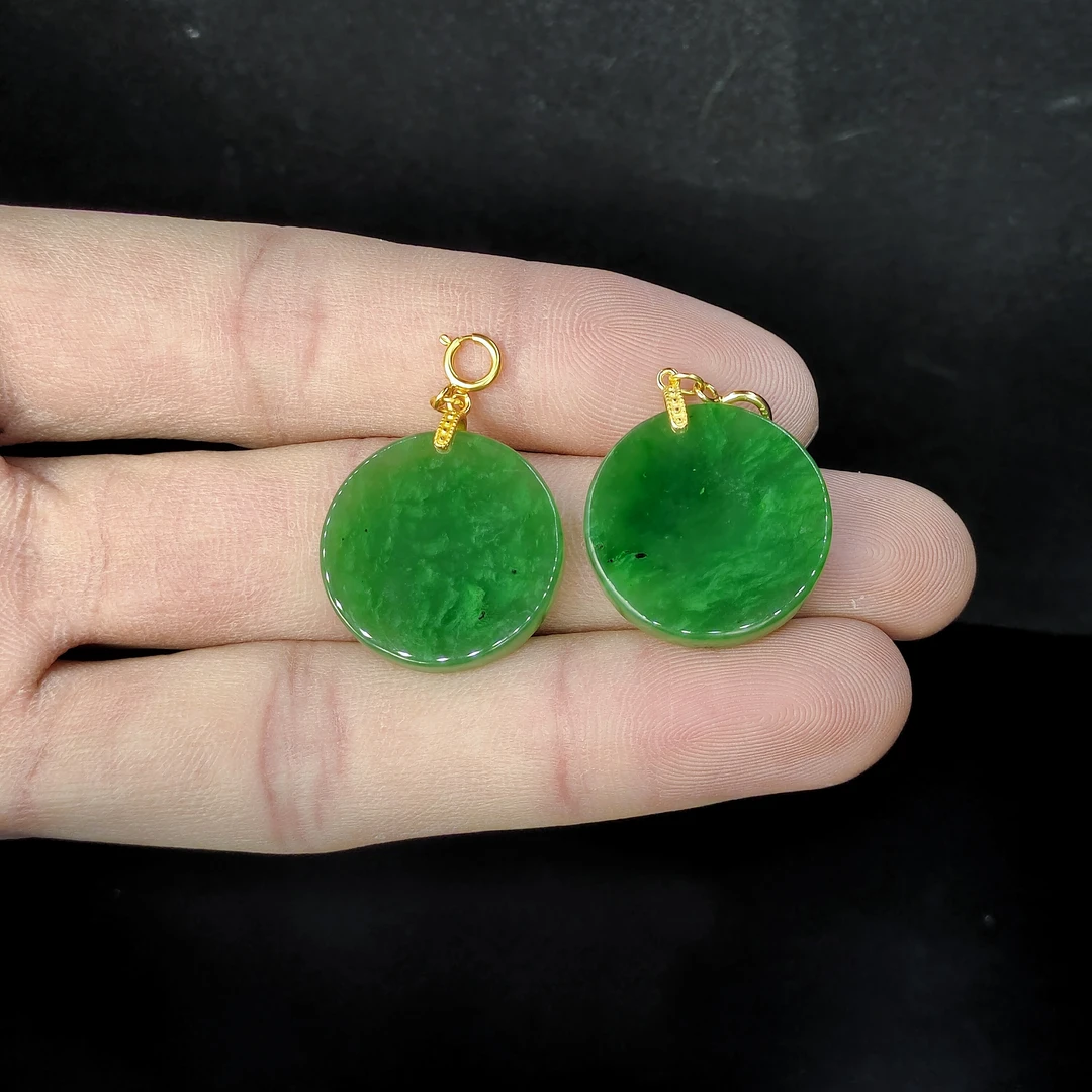 【老三珠宝】s925银和田玉圆牌吊坠赠链LW1【多样性发其一】约20-3mm