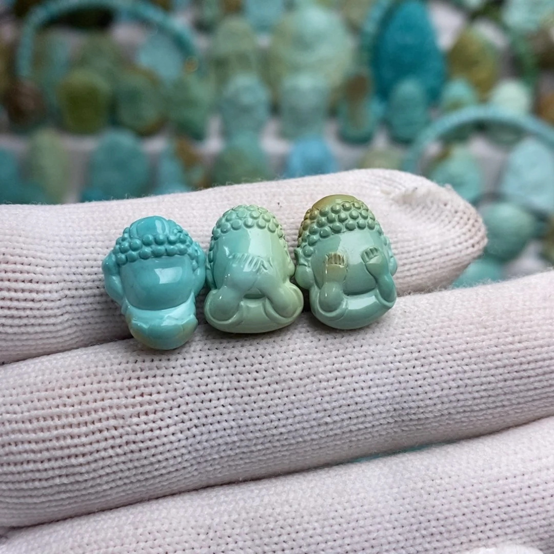 小***舞绿松石未镶嵌绿松石