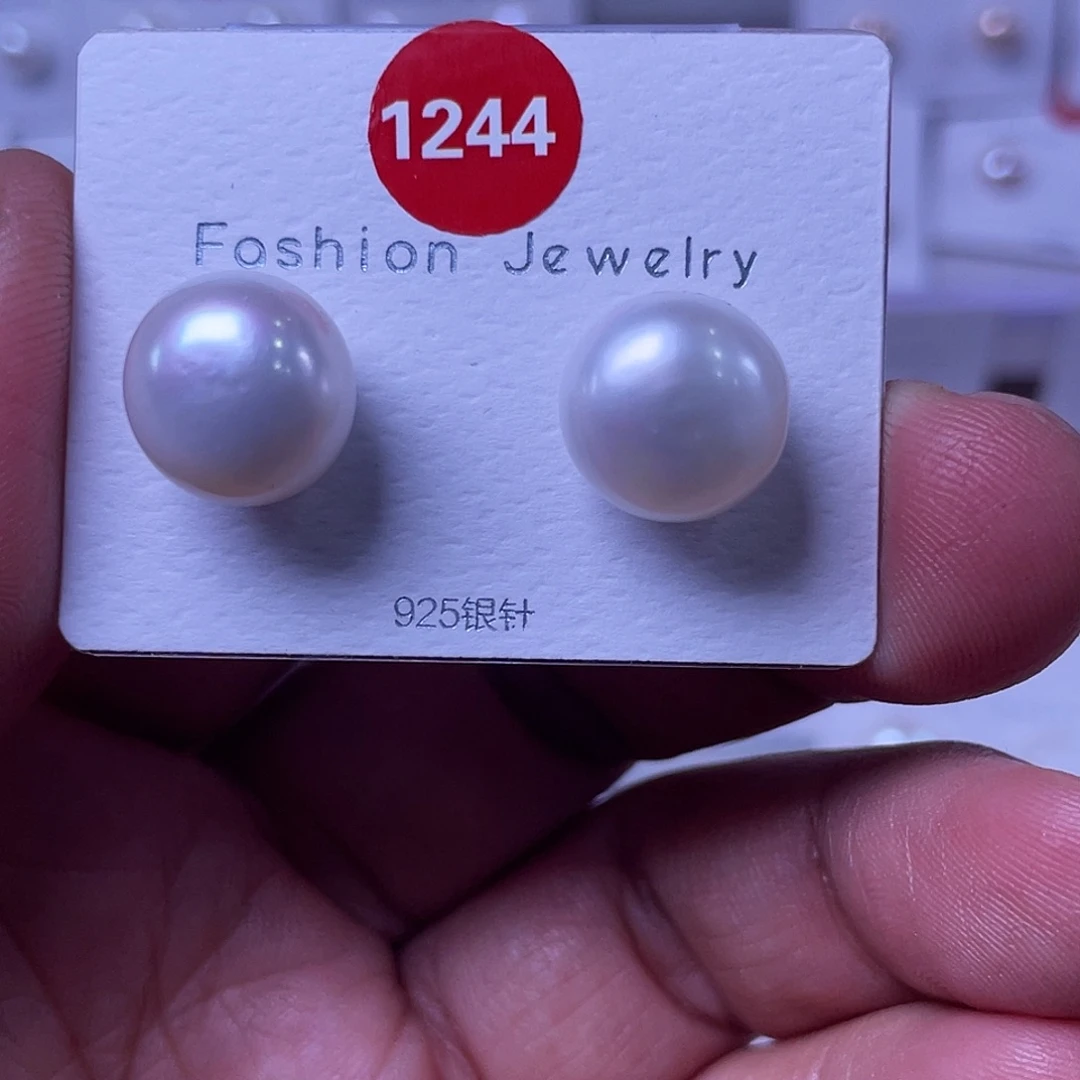 银S925镶嵌耳饰淡水珍珠