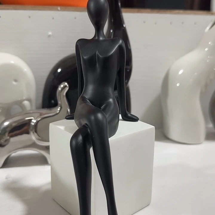 b***l树脂摆件哈哈哈哈