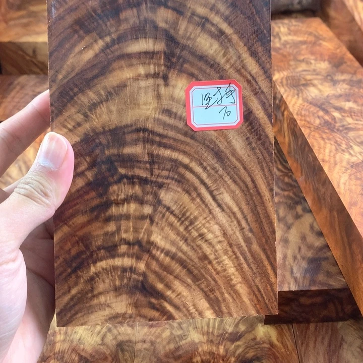 黄花梨/降香黄檀鳜**持