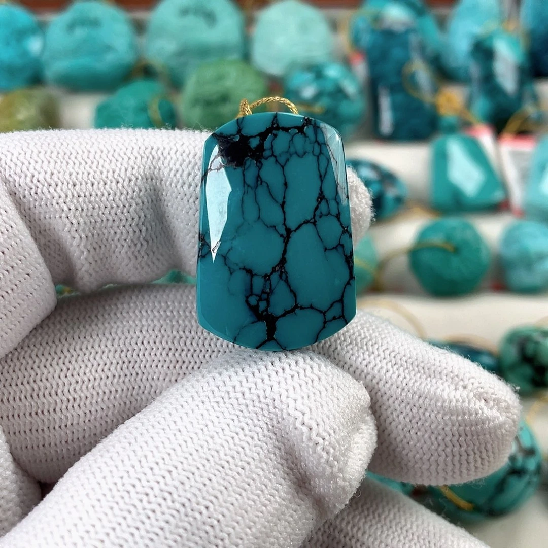 绿松石未镶嵌车挂