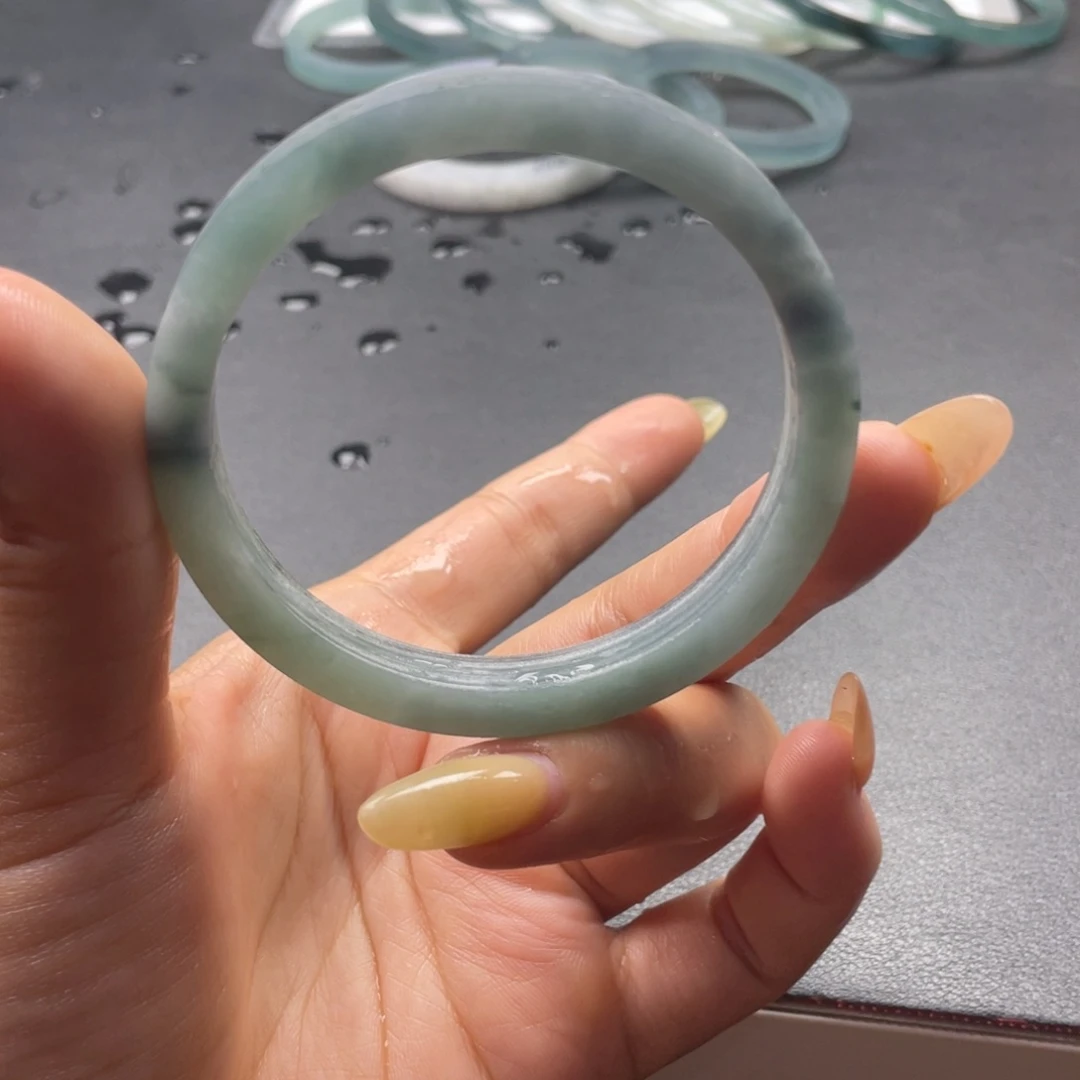 定制翡翠翡翠手镯未镶嵌
