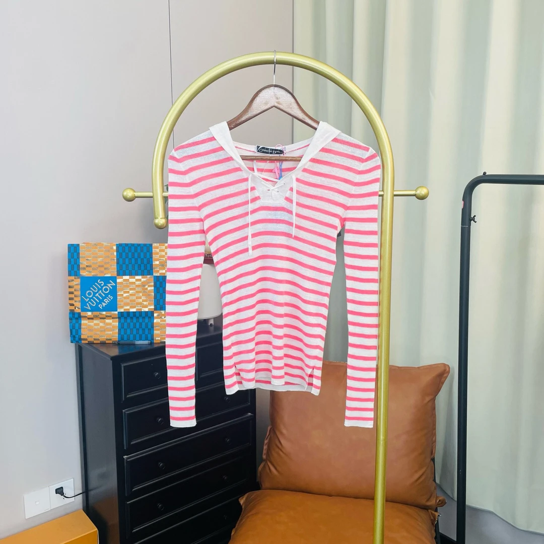 99新 DIOR/迪奥 粉白色海军领条纹针织上衣 34码 99新/无配件