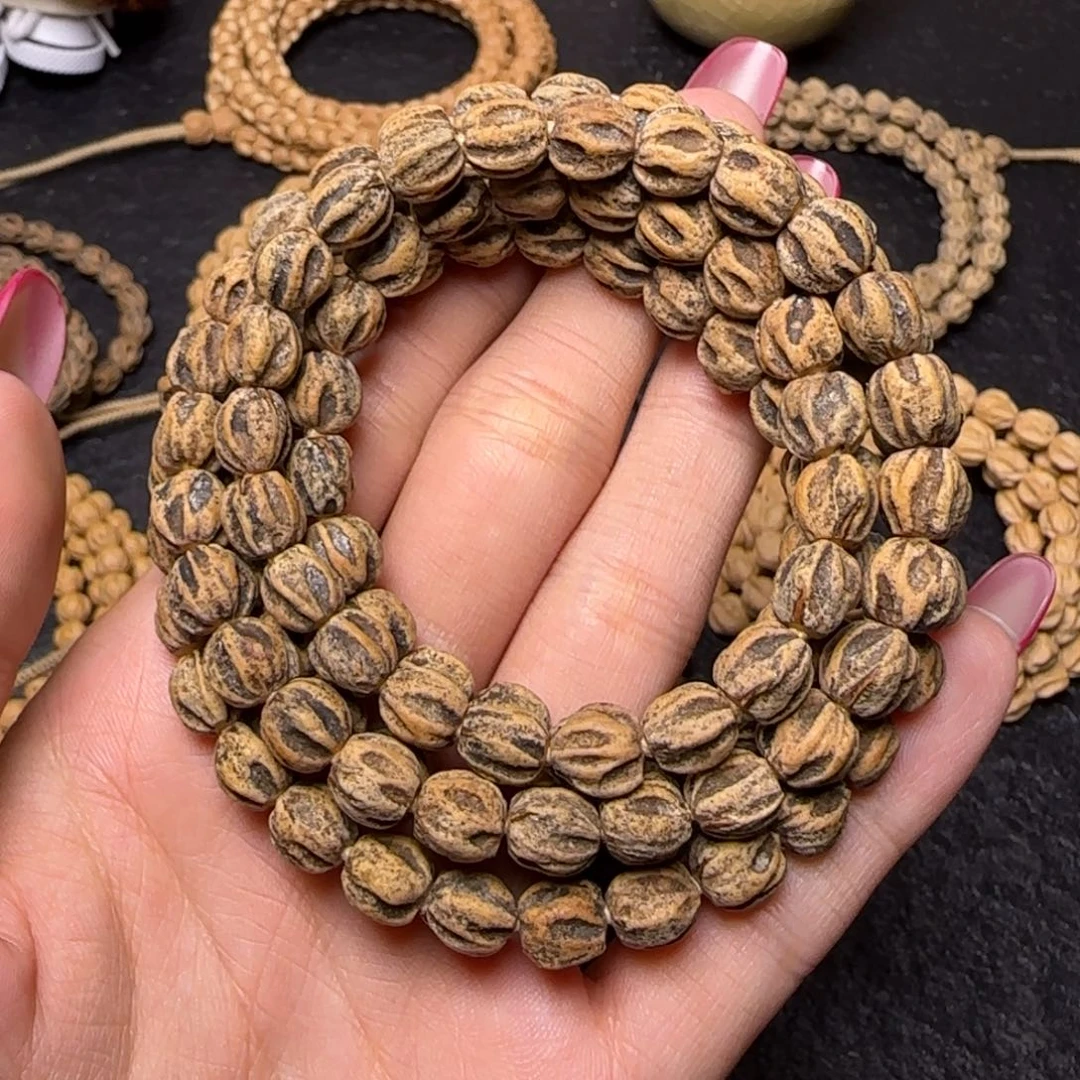 初***白吊坠柏香籽/百香籽