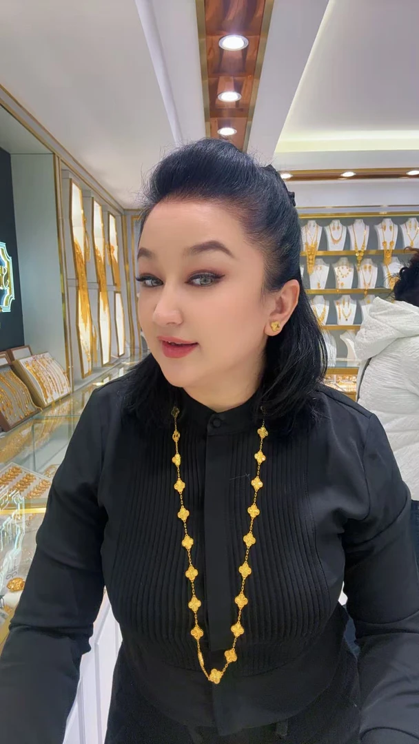 0.35g 四叶草毛衣链