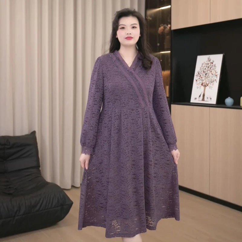 胖依依大码女装新款气质显瘦时尚优雅宽松中长款连衣裙250265