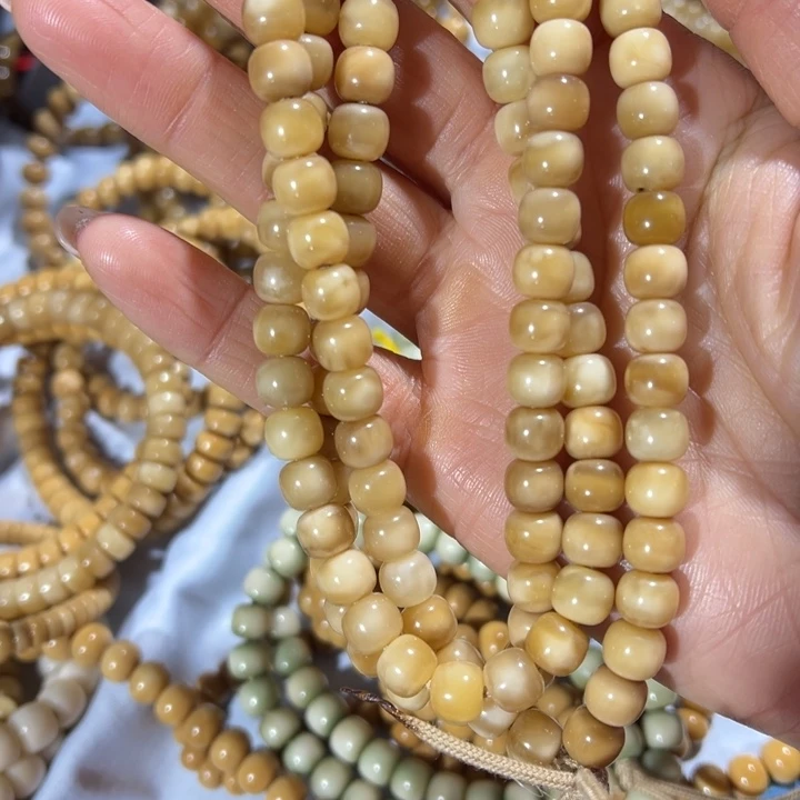 大***福吊坠龙脊菩提玉化老型脖挂