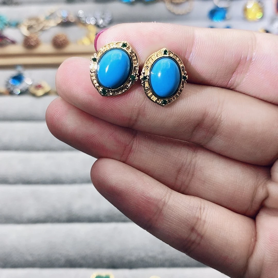 【闪购商品】银S925镶嵌托帕石耳饰