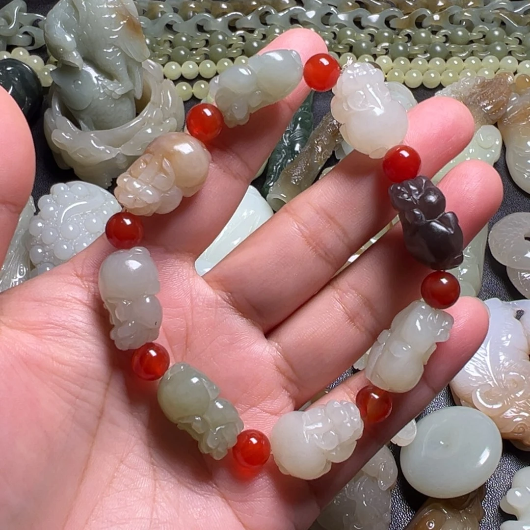 用***2和田玉未镶嵌颈饰