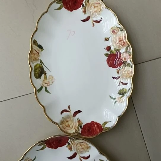 金秋玫瑰手工拍金长28厘米宽19厘米南瓜盘