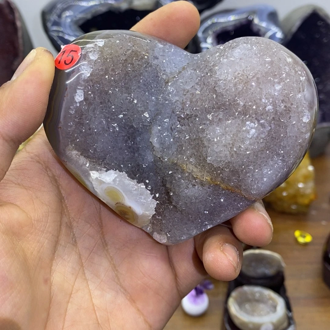 未镶嵌水晶大型摆件（非配饰）