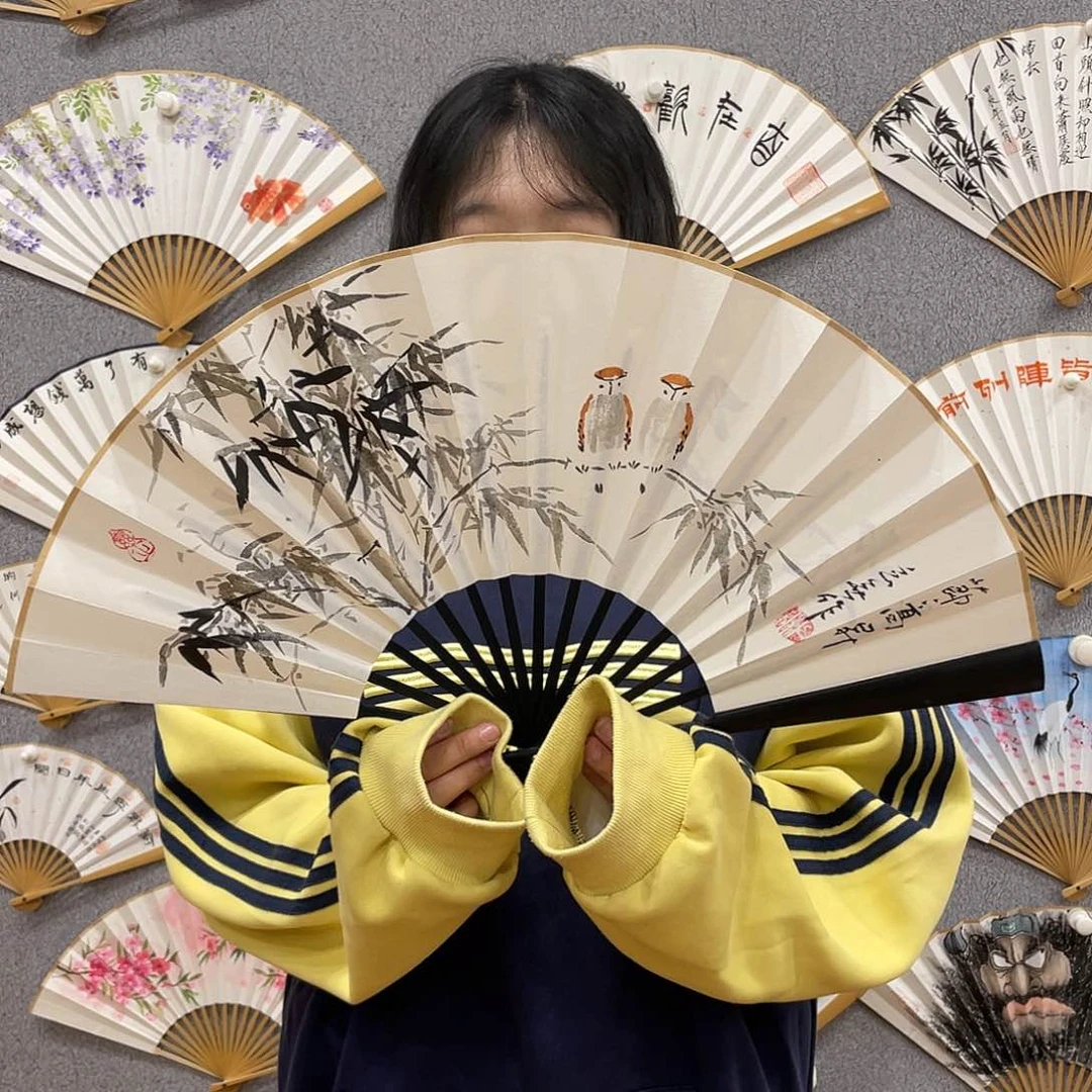 国画10寸-仿乌木福利折扇（默认粘好）