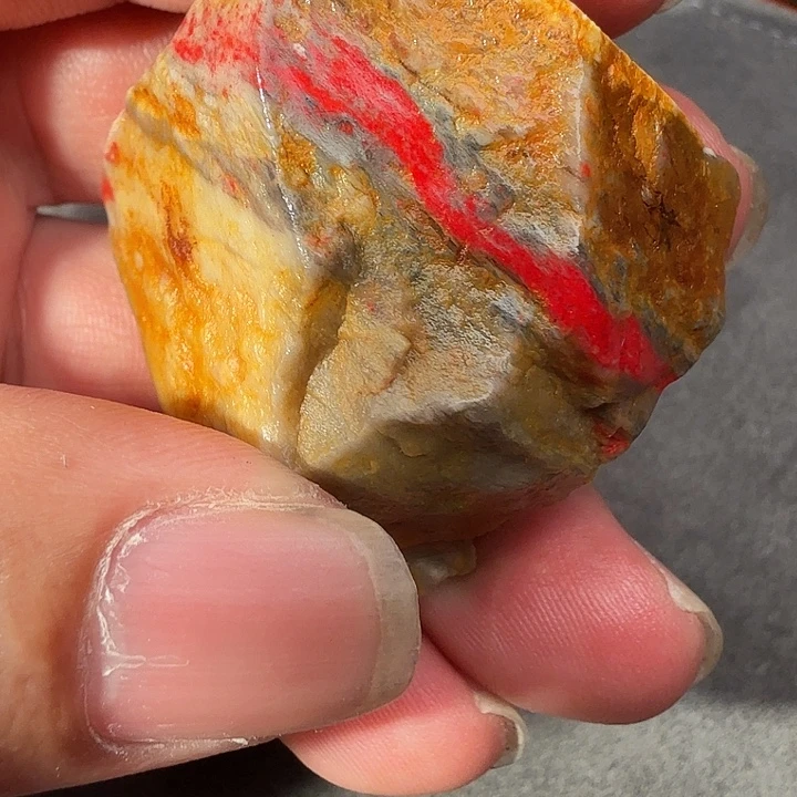 昌化鸡血石昌化鸡血石