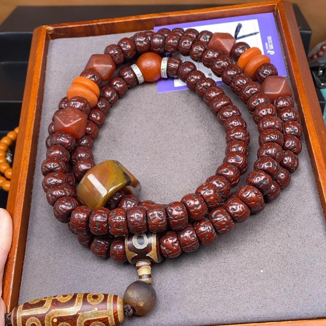 金刚菩提吊坠不****虎金刚