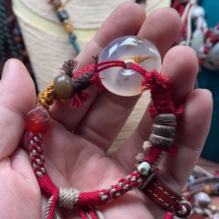 玛瑙/玉髓颈饰未镶嵌