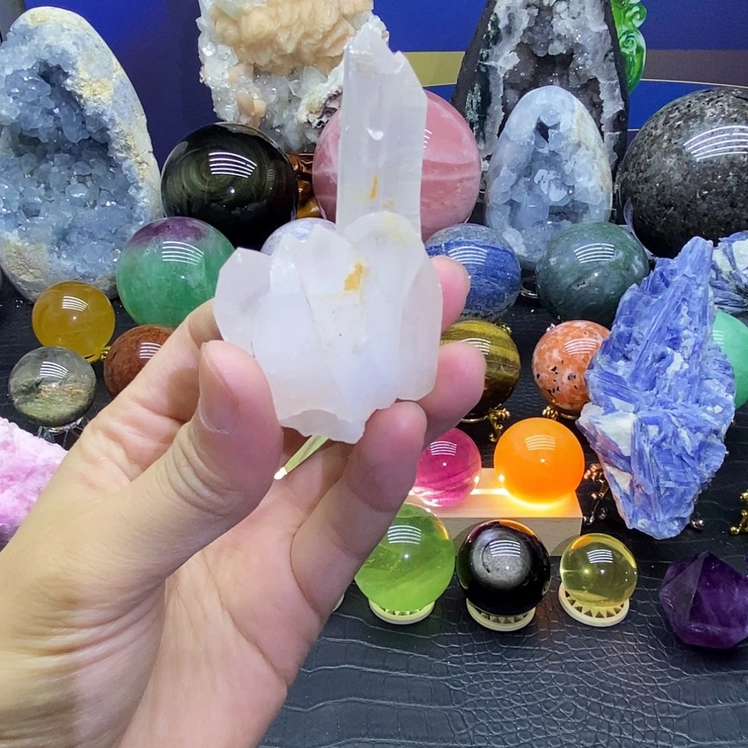 未镶嵌大型摆件（非配饰）水晶