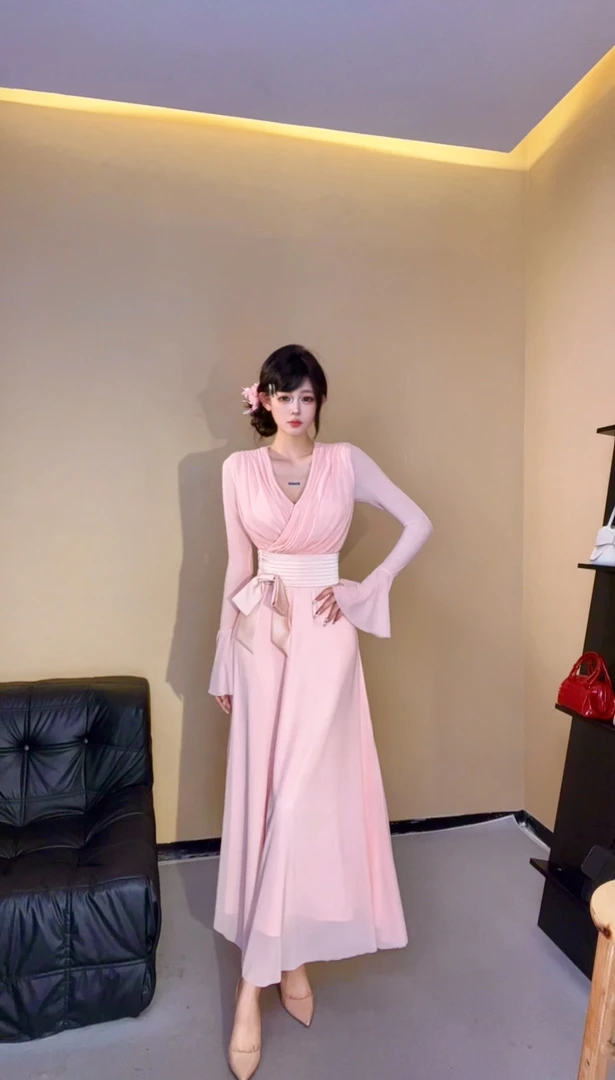 小莹日记【东京】早秋温柔气质法式长袖收腰连衣裙QXQJL52629