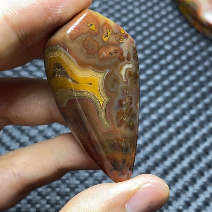 玛瑙/玉髓颈饰未镶嵌V****s