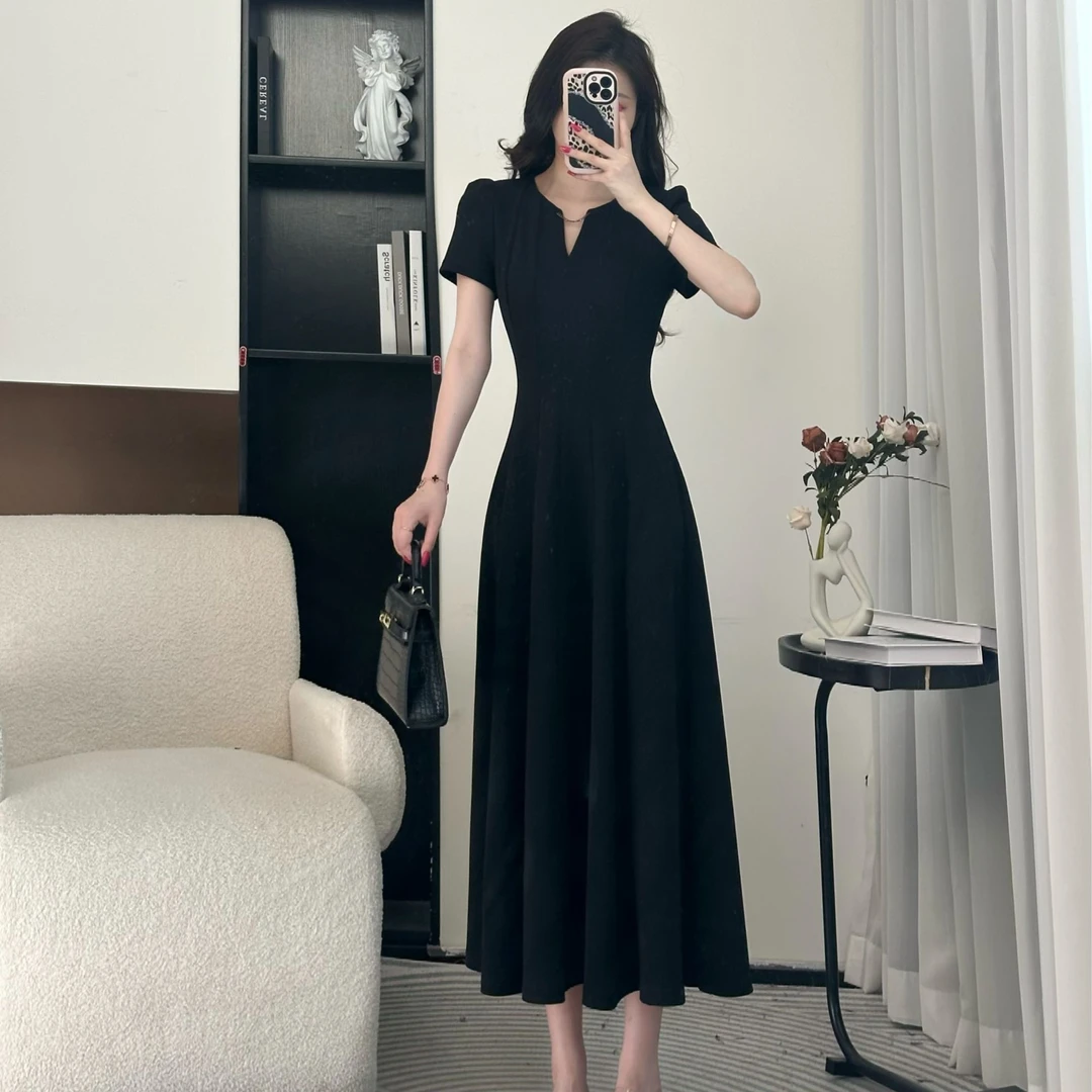 拉夏贝尔【精致宣言】25夏温婉赴约极简显瘦修身连衣裙 10535 YXJ