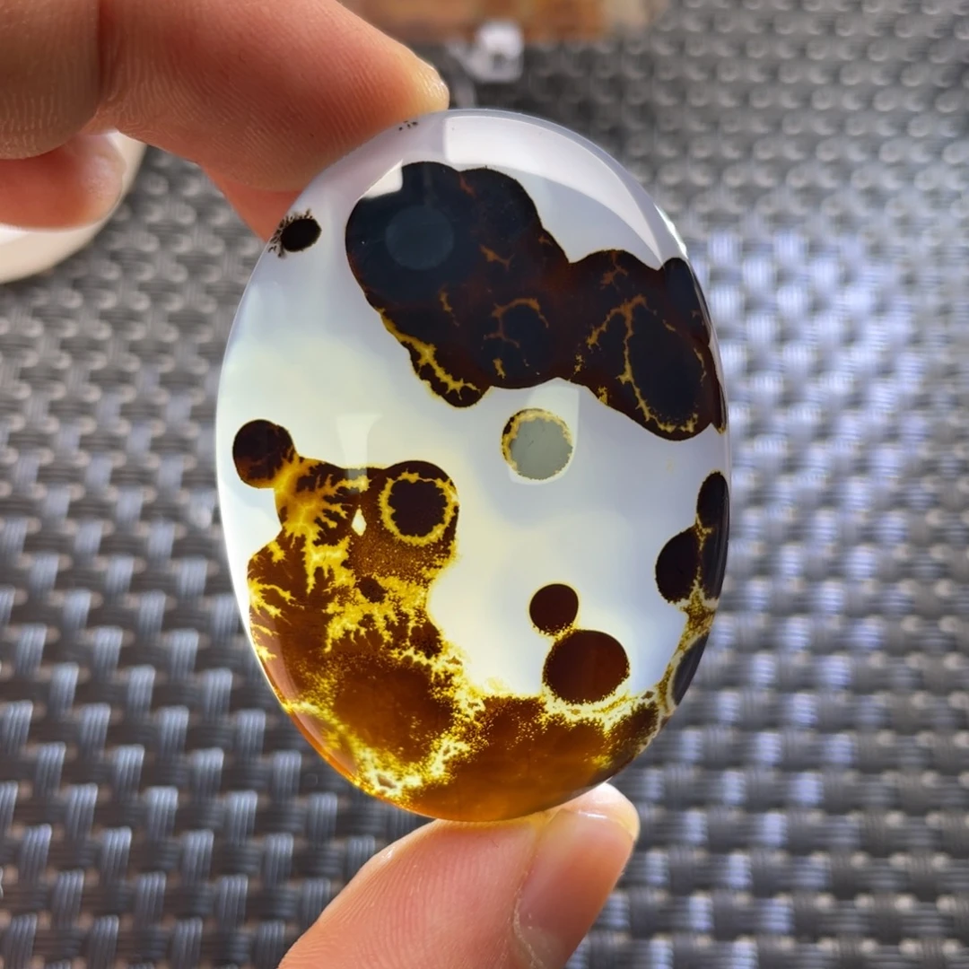 未镶嵌颈饰玛瑙/玉髓老****＞