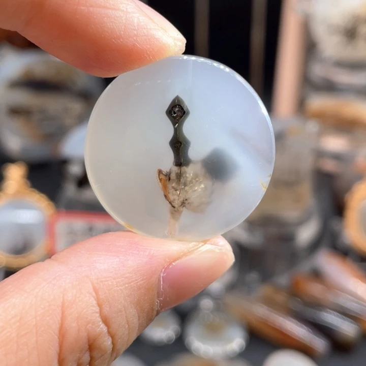 玛瑙/玉髓颈饰合金