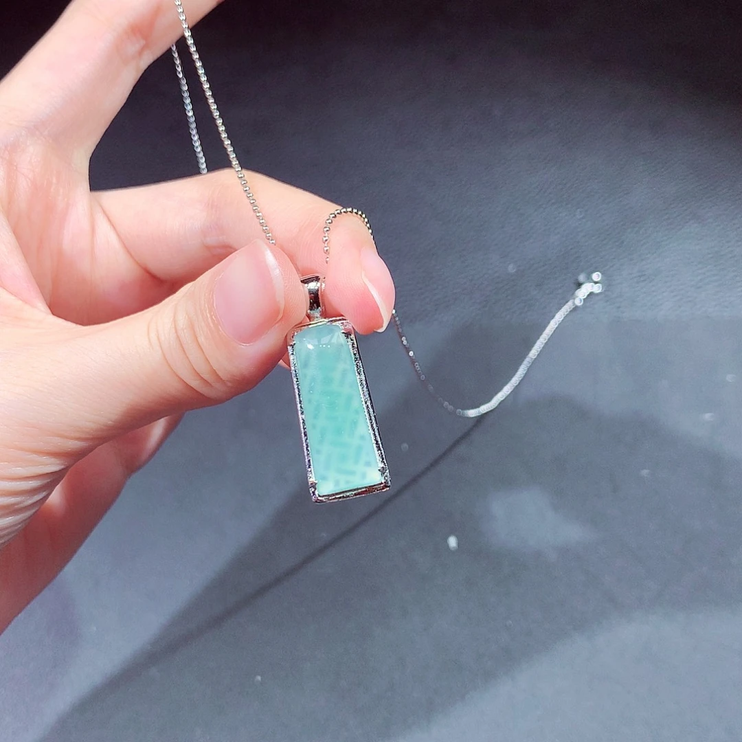 翡翠戒指未镶嵌翡翠