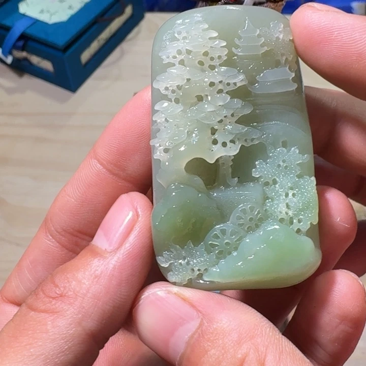 未镶嵌和田玉(糖玉)挂件