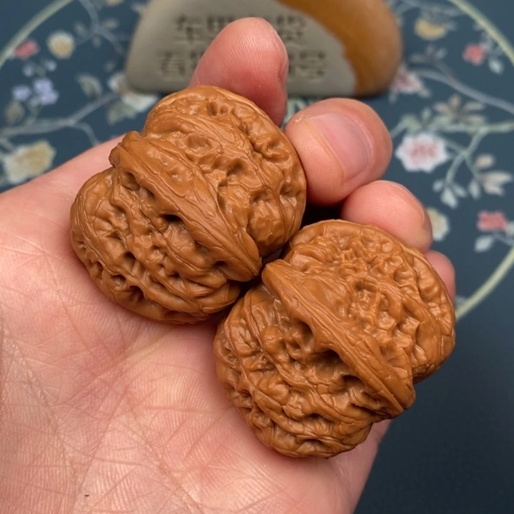 文玩核桃吊坠40原桩元宝。精配，满肉，A151