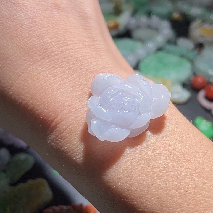 颈饰未镶嵌翡翠天