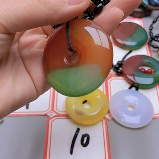 【闪购商品】玛瑙/玉髓未镶嵌珠宝半成品江**色