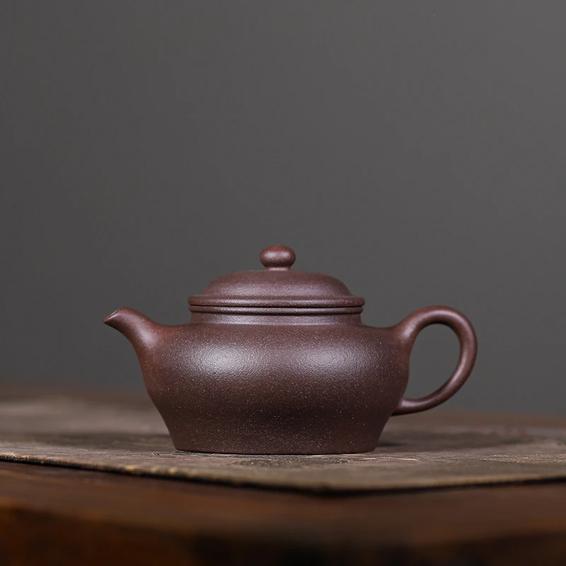 新手入门宜兴黄龙山原矿老料粗砂紫泥笠茂壶280毫升纯手工手制