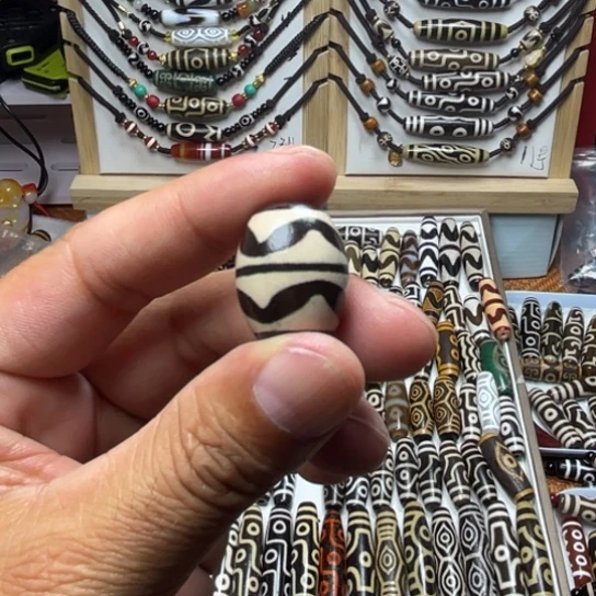 玛瑙/玉髓未镶嵌颈饰乐***?