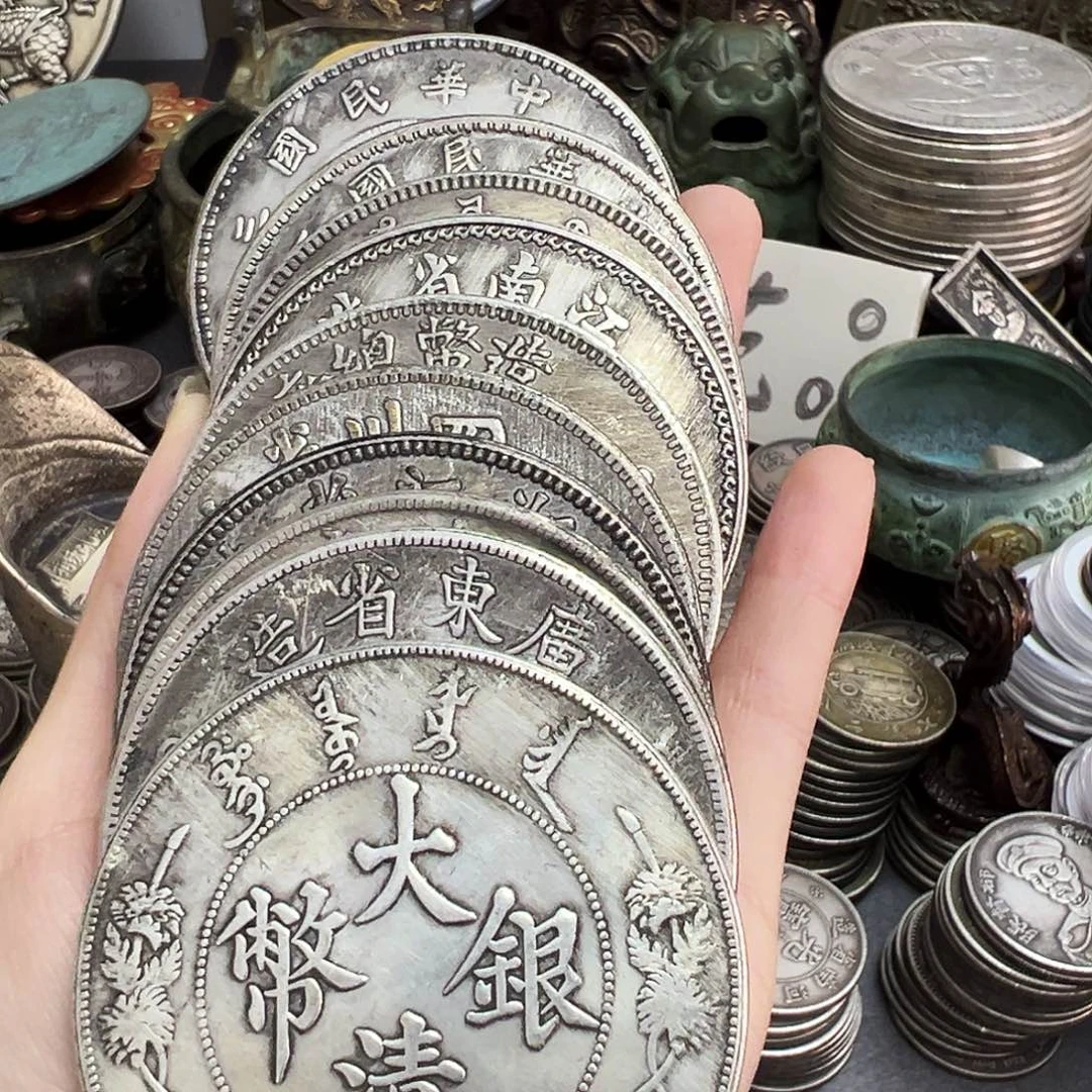 丁***金属复古风格摆件