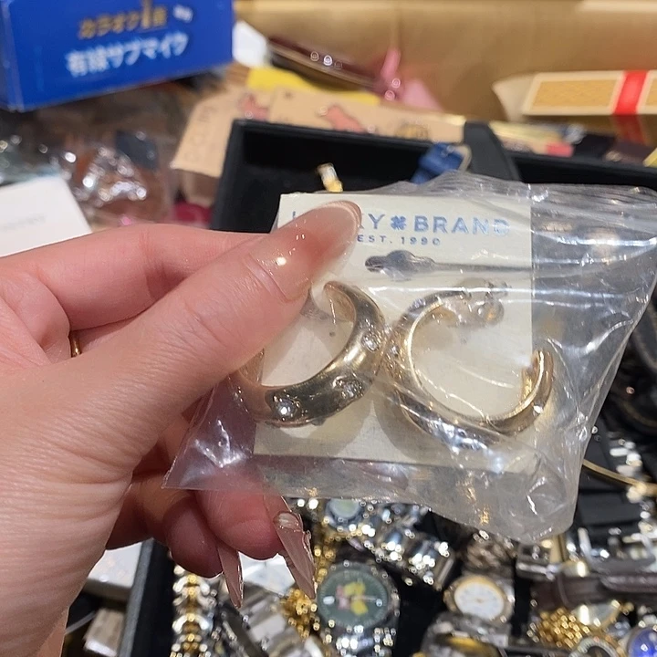 ꙳***噜花岗石铁合金中古香水沐浴露持久留香